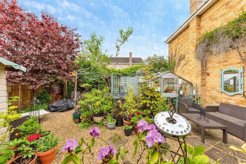 Additional image 19 of 5 bed detached house for saleMeadowdale Crescent, Grantham NG31