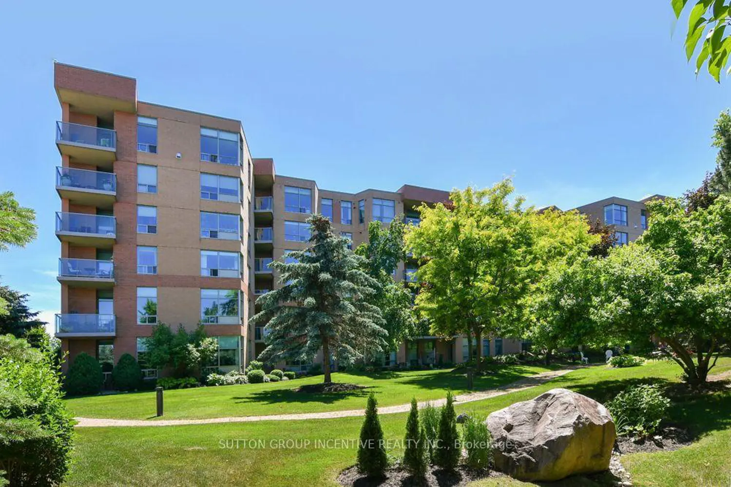 4 Briar Hill Heights 502