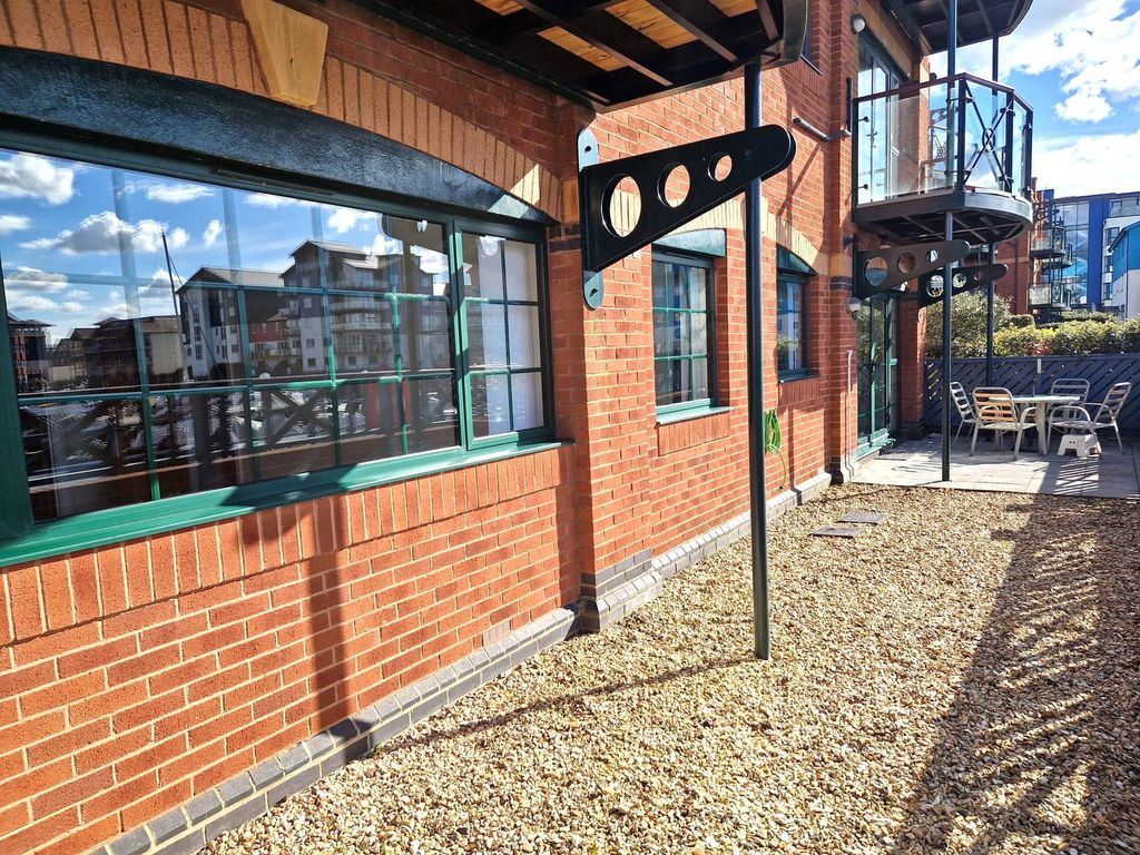 Additional image 10 of 2 bed flat for saleVictoria Road, Exmouth EX8