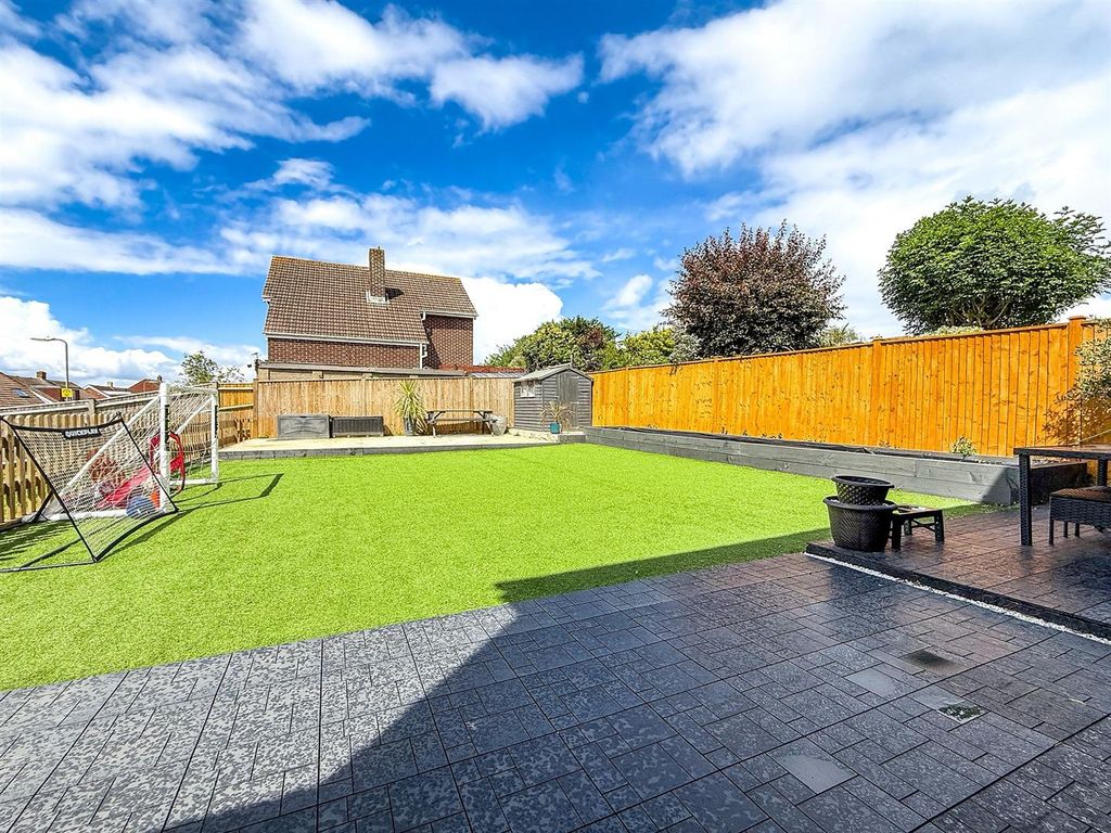 Additional image 16 of 4 bed detached bungalow for saleDore Avenue, Portchester PO16