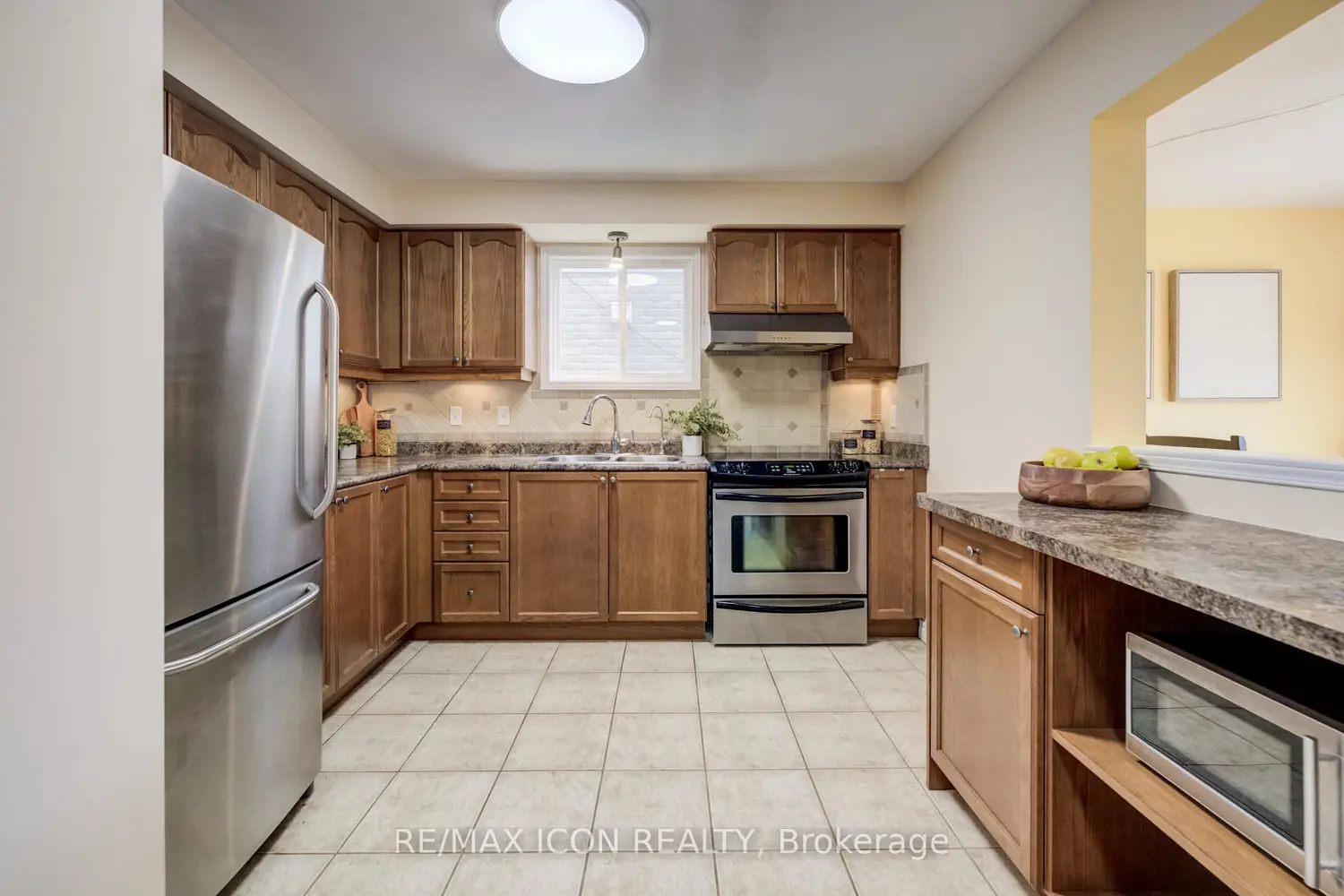 124 Prosperity Drive photo 4