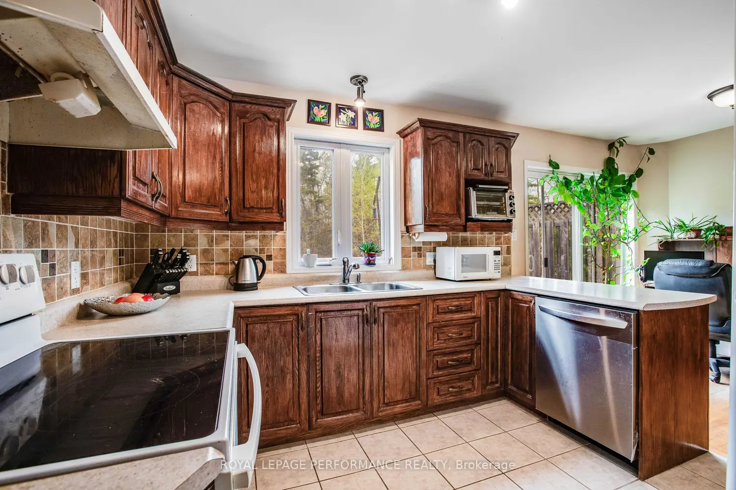 Additional image 8 of 531 Du Bercail Road