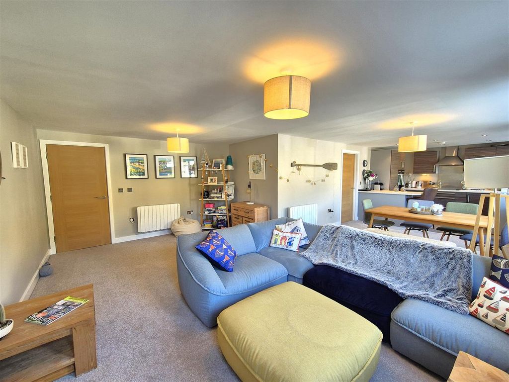 Additional image 5 of 3 bed flat for saleStation Road, Fowey PL23