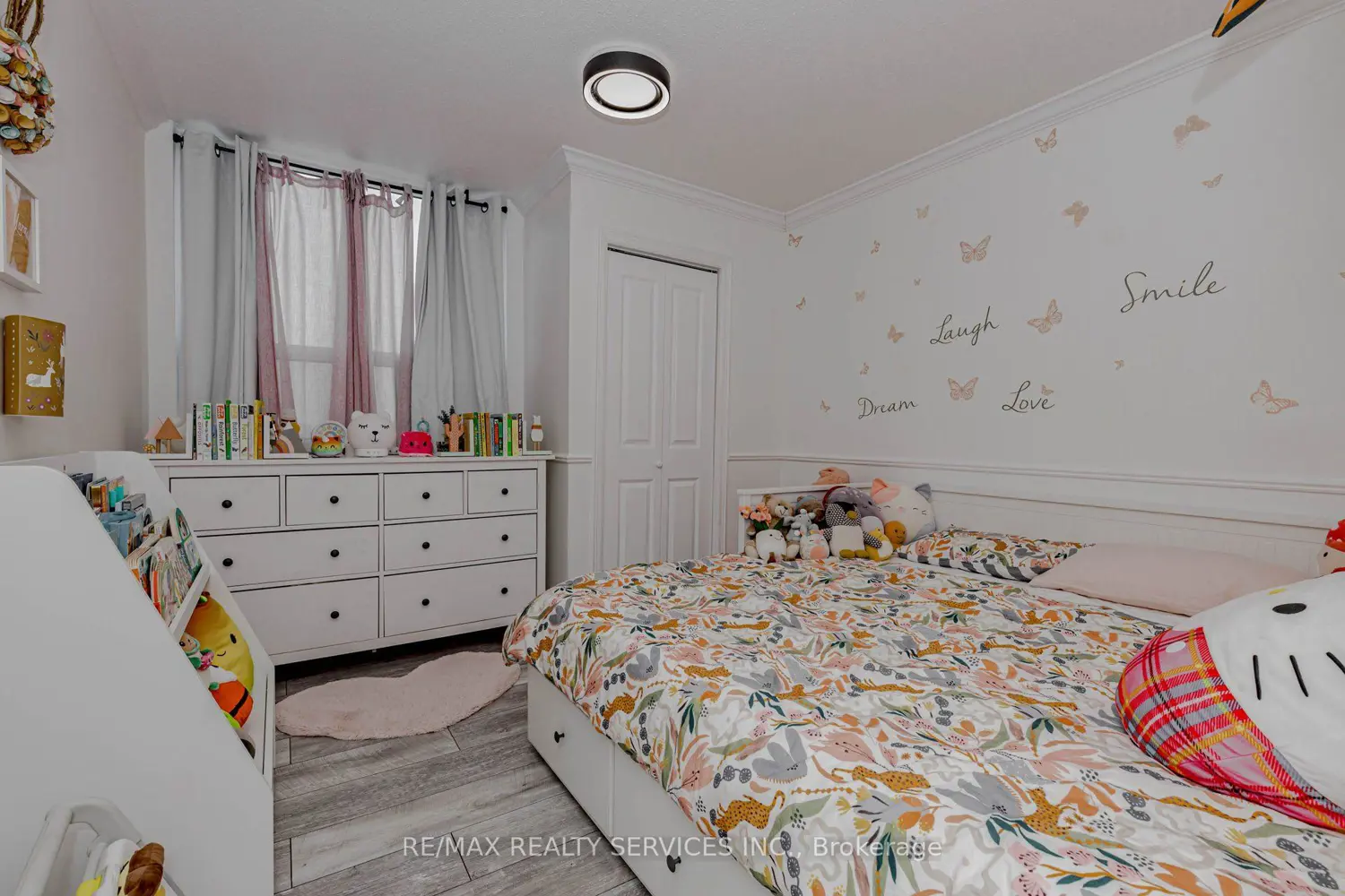 Additional image 17 of 180 Markham Road 1701