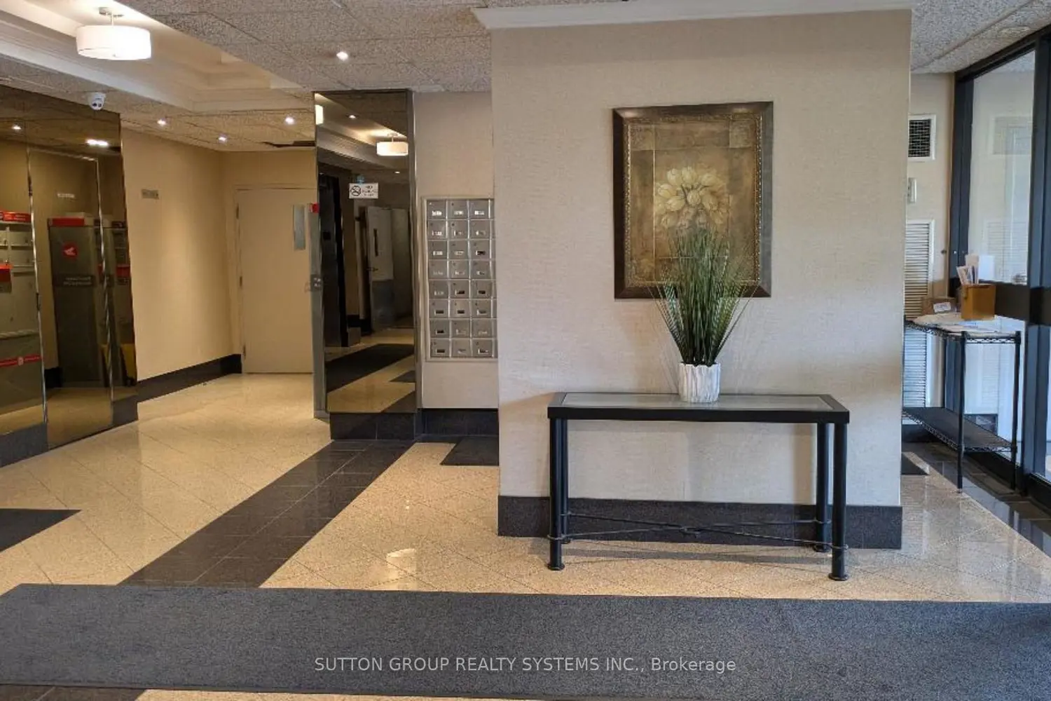 1300 Mississauga Valley Boulevard 504 photo 3