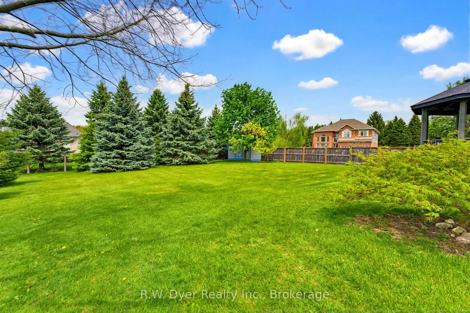 Additional image 15 of 184 Woodridge Drive