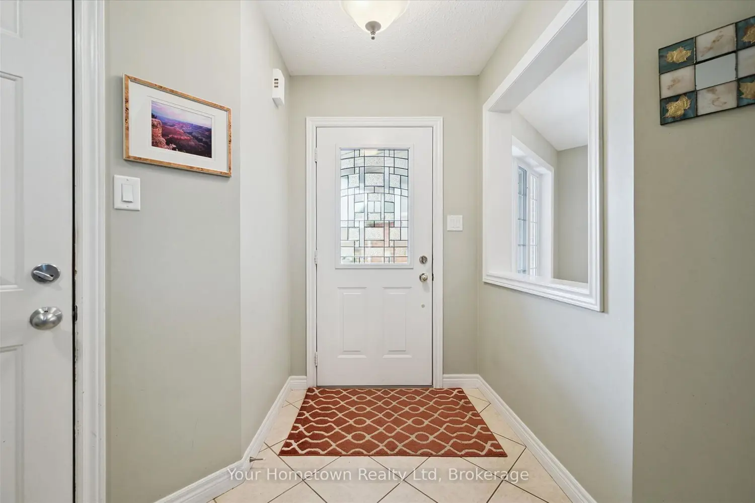 115 Riverwalk Place photo 2