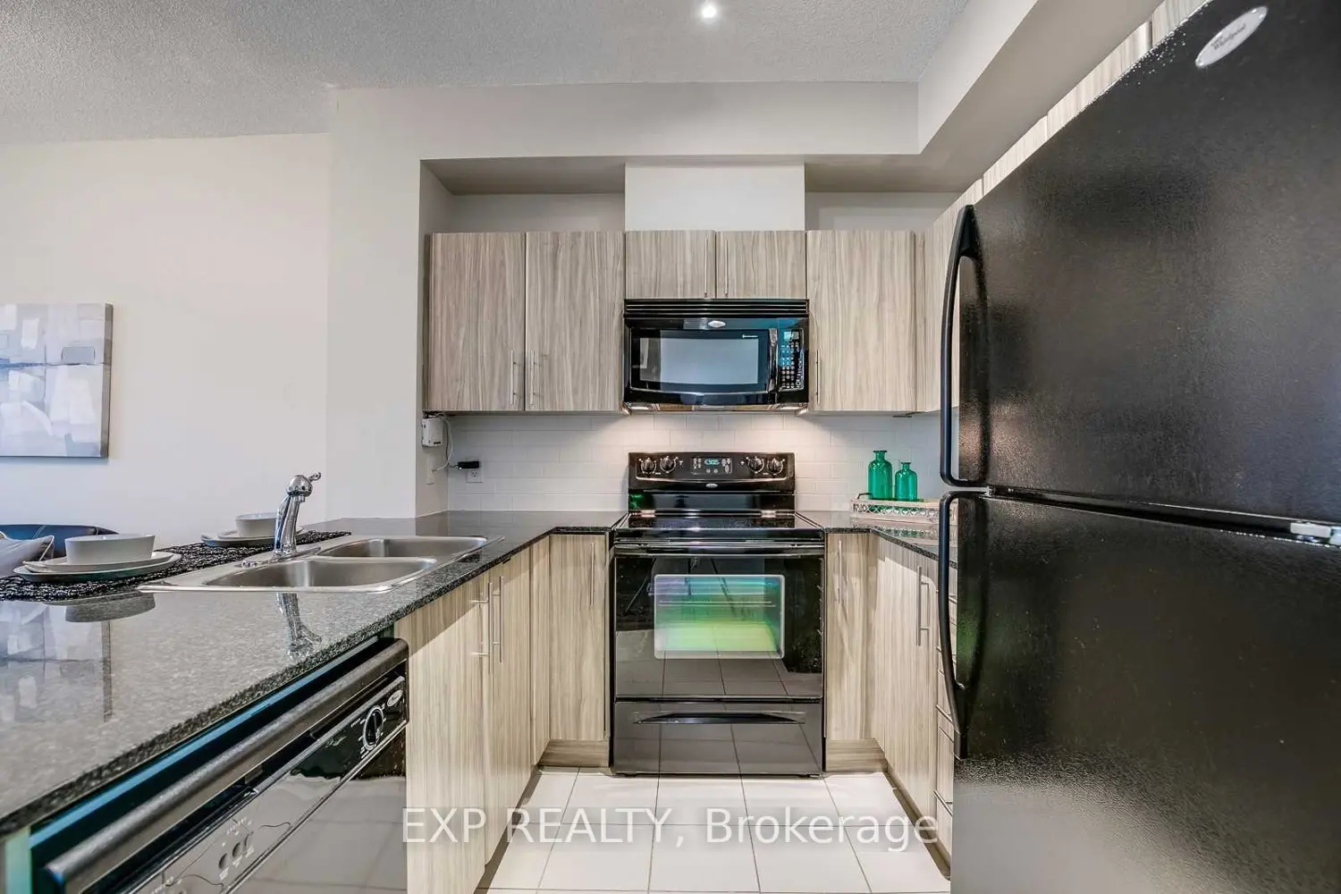 3515 Kariya Drive 1701 photo 4