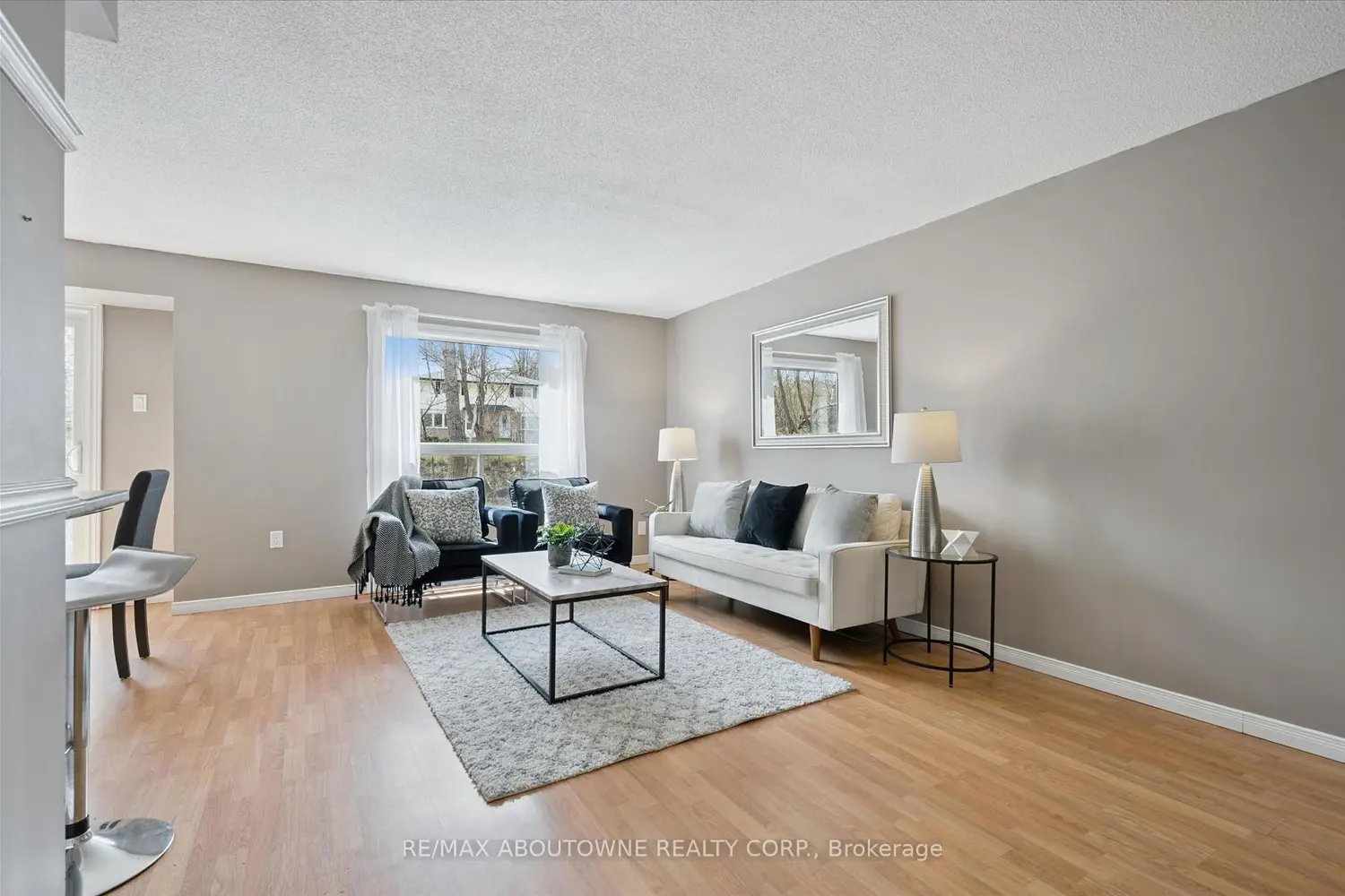 365 Pioneer Drive 25 photo 4