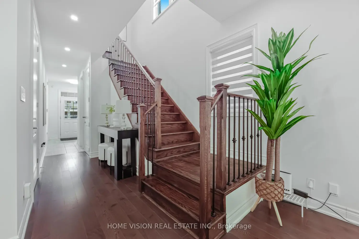 20 Hubbell Road photo 4