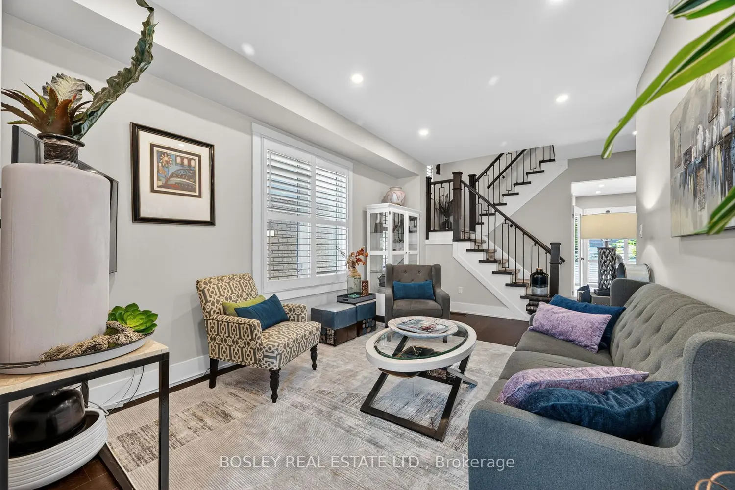 2 Bettina Place photo 3