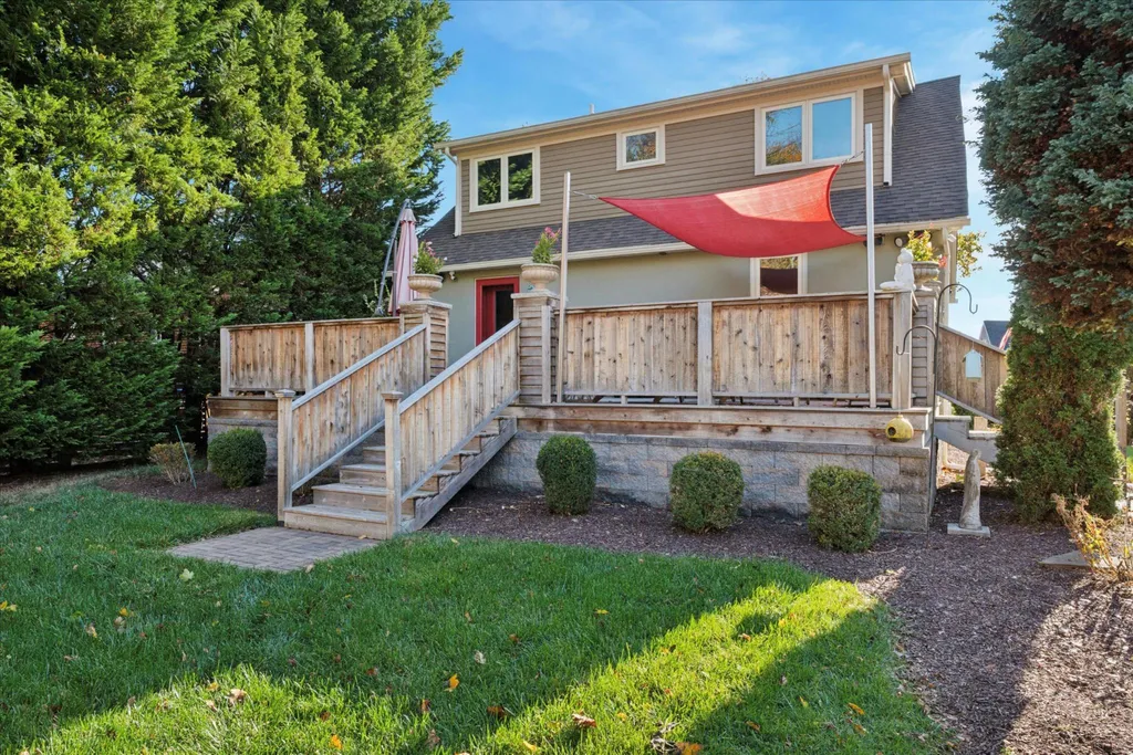 27 Mary Jane Lane Unit 808, Newtown Square, PA 19073