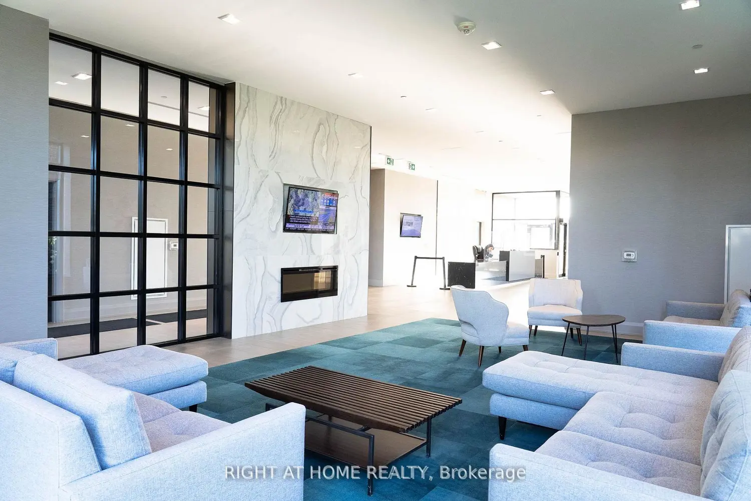 Additional image 9 of 555 William Graham Drive 324