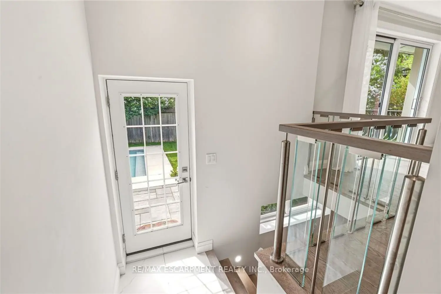 Additional image 10 of 2074 Rebecca Street