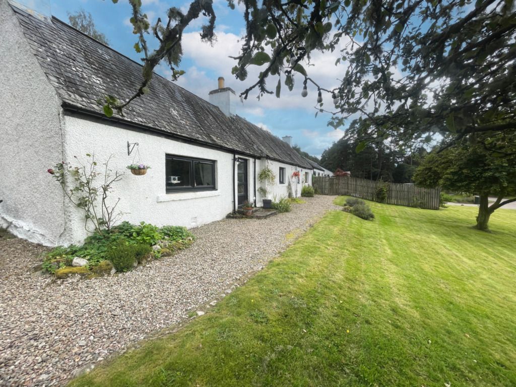 6 bed detached house for saleLundie View, Aberchalder, Invergarry, Inverness-Shire PH35