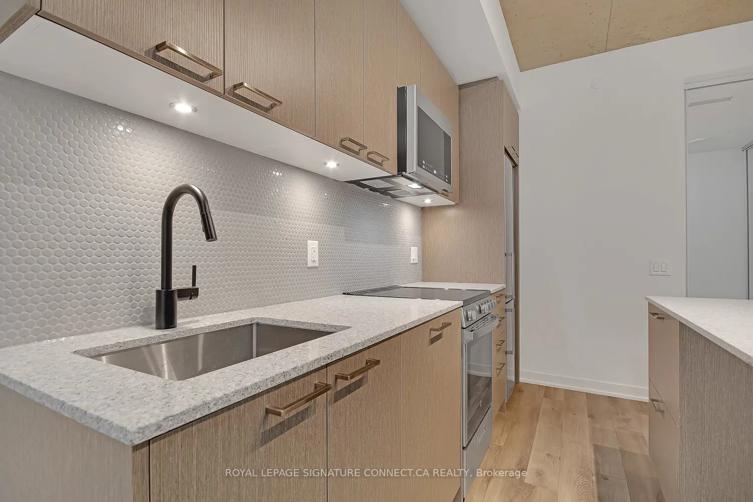 Additional image 7 of 1808 St Clair Avenue 410