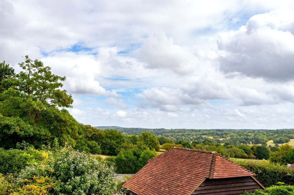 Additional image 2 of 3 bed semi-detached house for saleSchool Hill, Burwash, East Sussex TN19