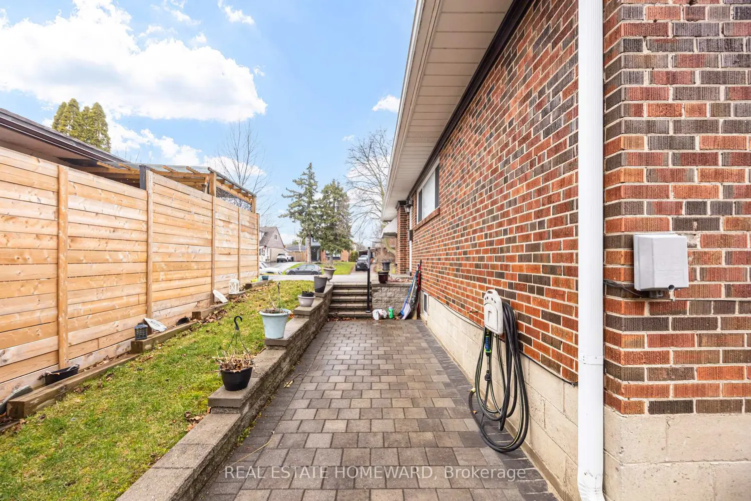 Additional image 8 of 4 Moorecroft Crescent