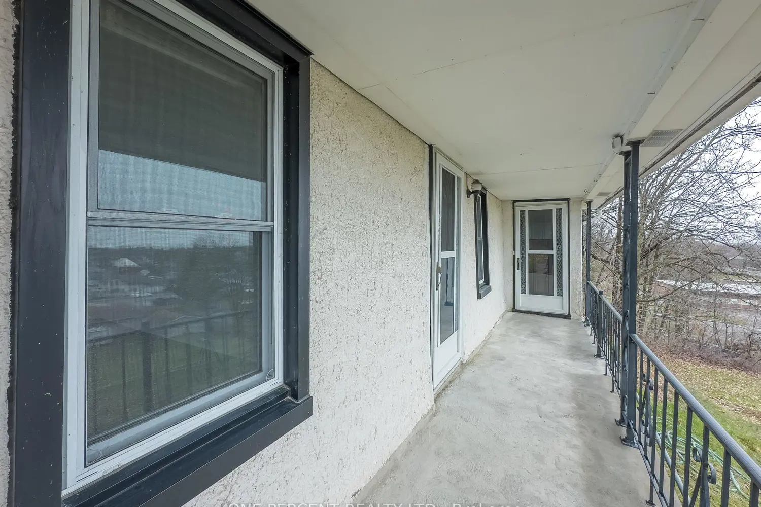 91 Maple Street photo 3