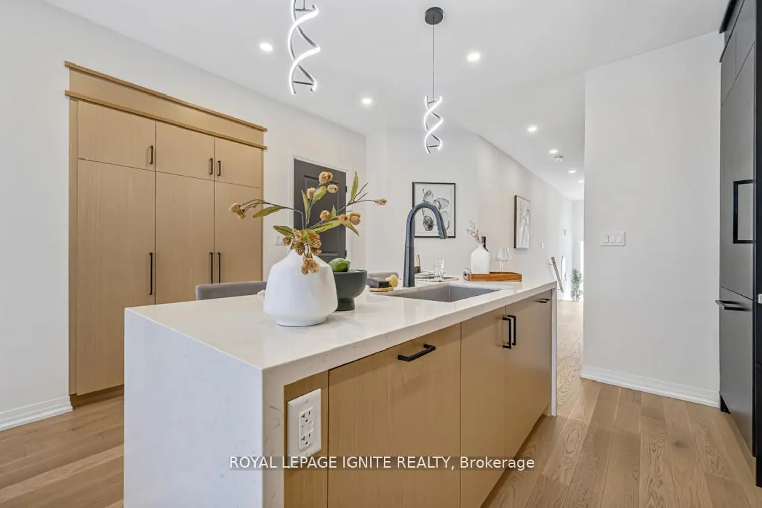 Additional image 6 of 1160 Skyridge Boulevard