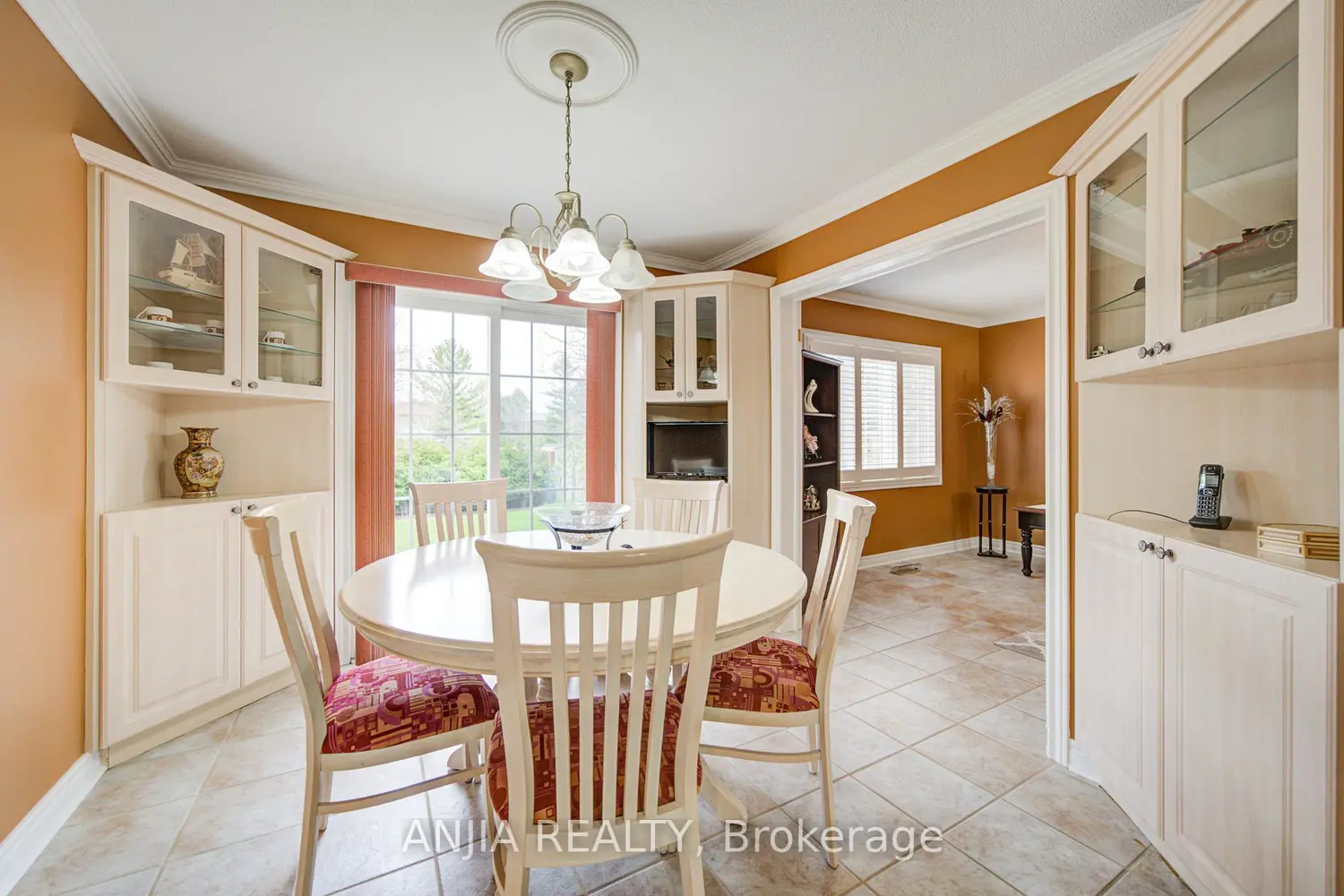 Additional image 8 of 48 Upton Crescent