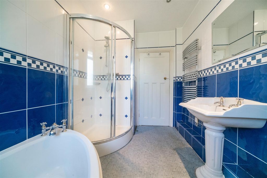 Additional image 9 of 5 bed detached house for saleFreshwater Bay, Isle Of Wight PO40