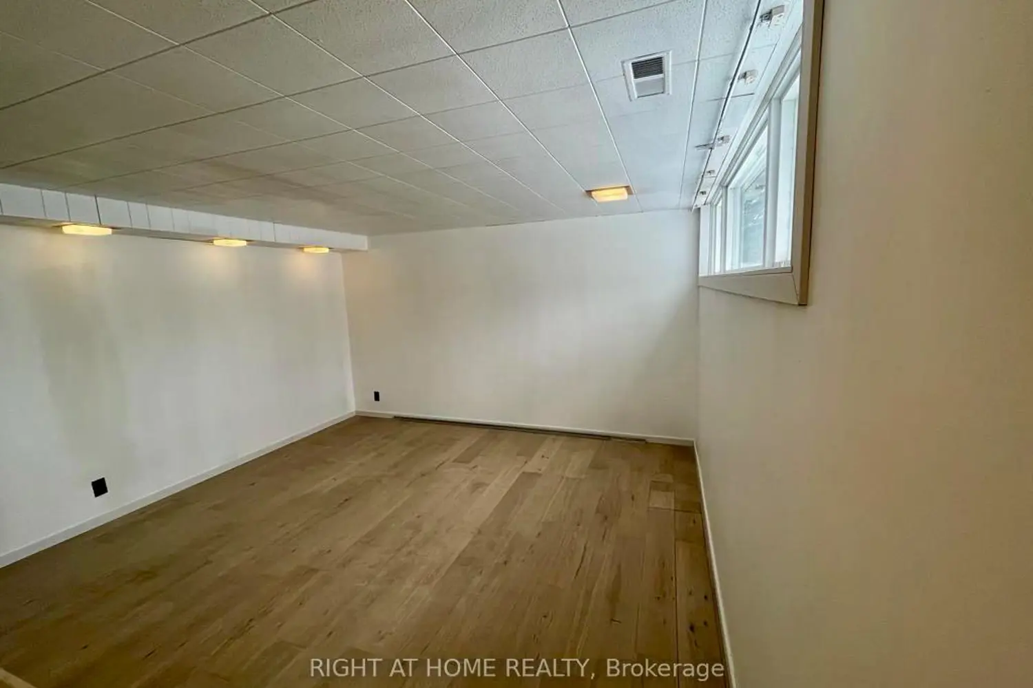 Additional image 16 of 21 Mitre Place
