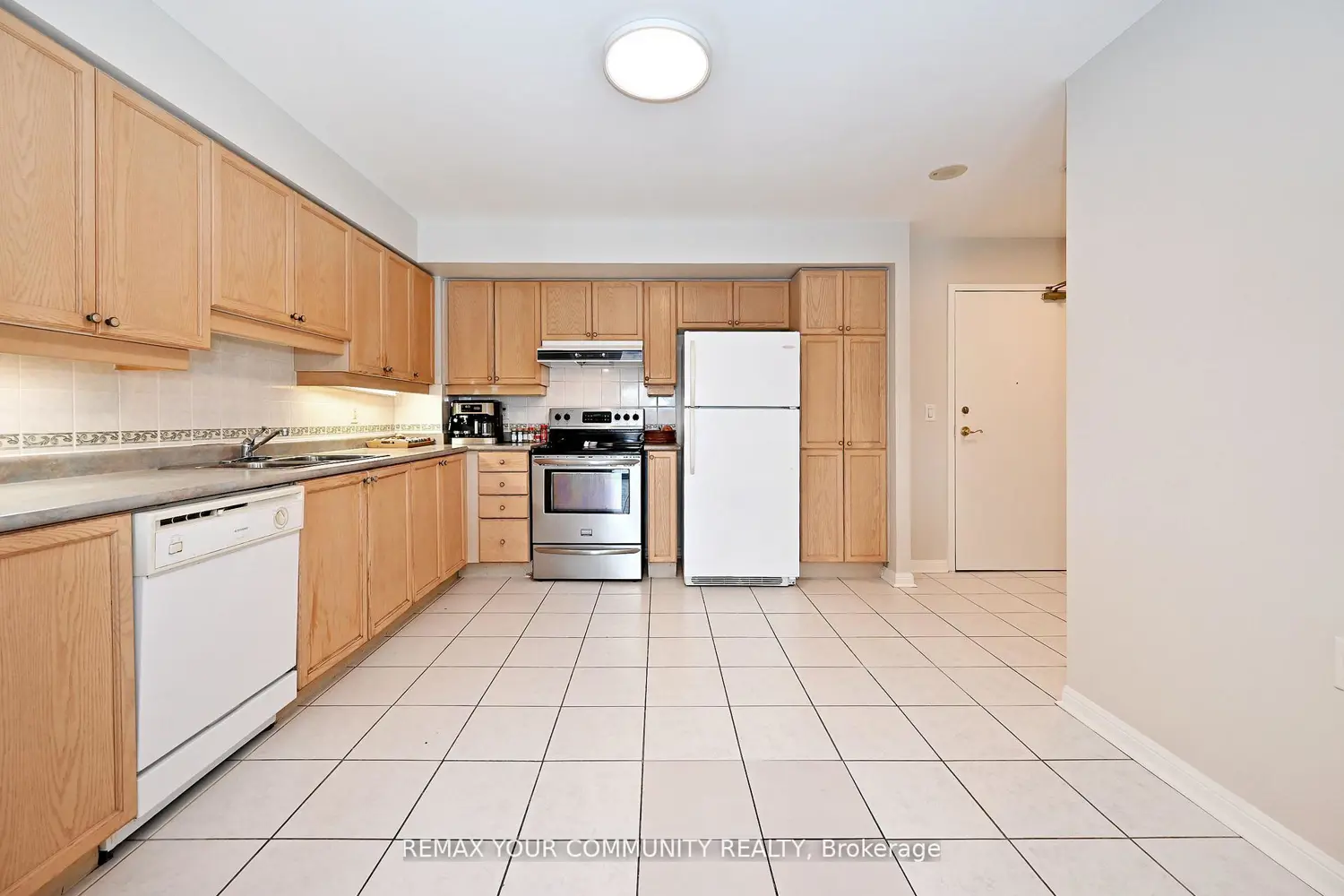 2500 Rutherford Road 502 photo 5