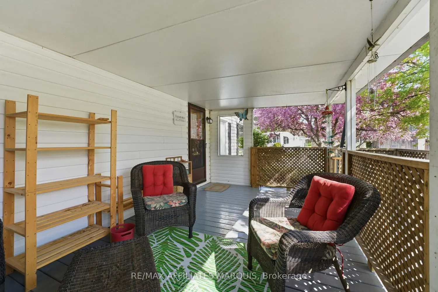 96 Worthington Way photo 4