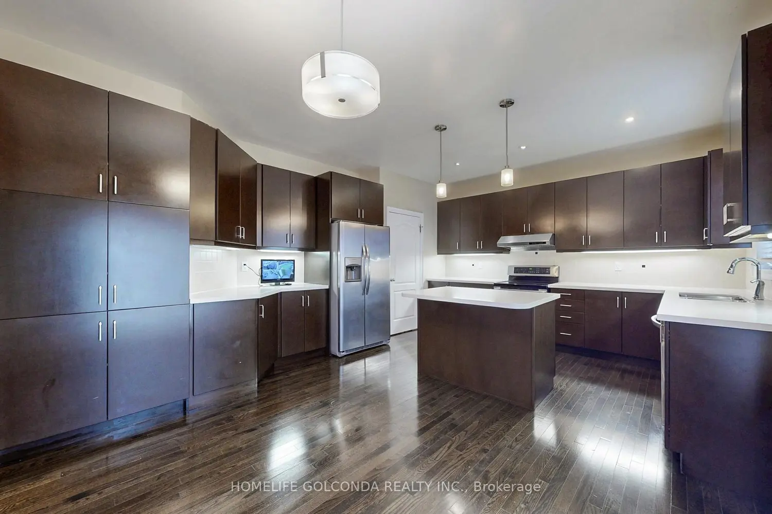43 Bellotti Crescent photo 4