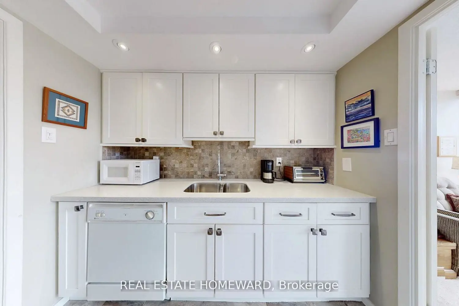 Additional image 10 of 15 Maitland Place 1609