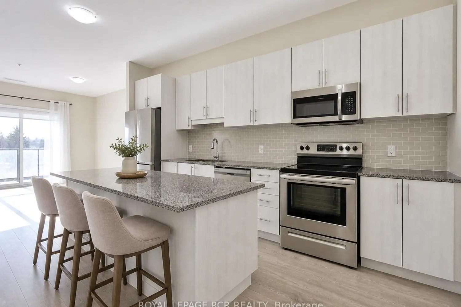 64 Queen Street 502 photo 4