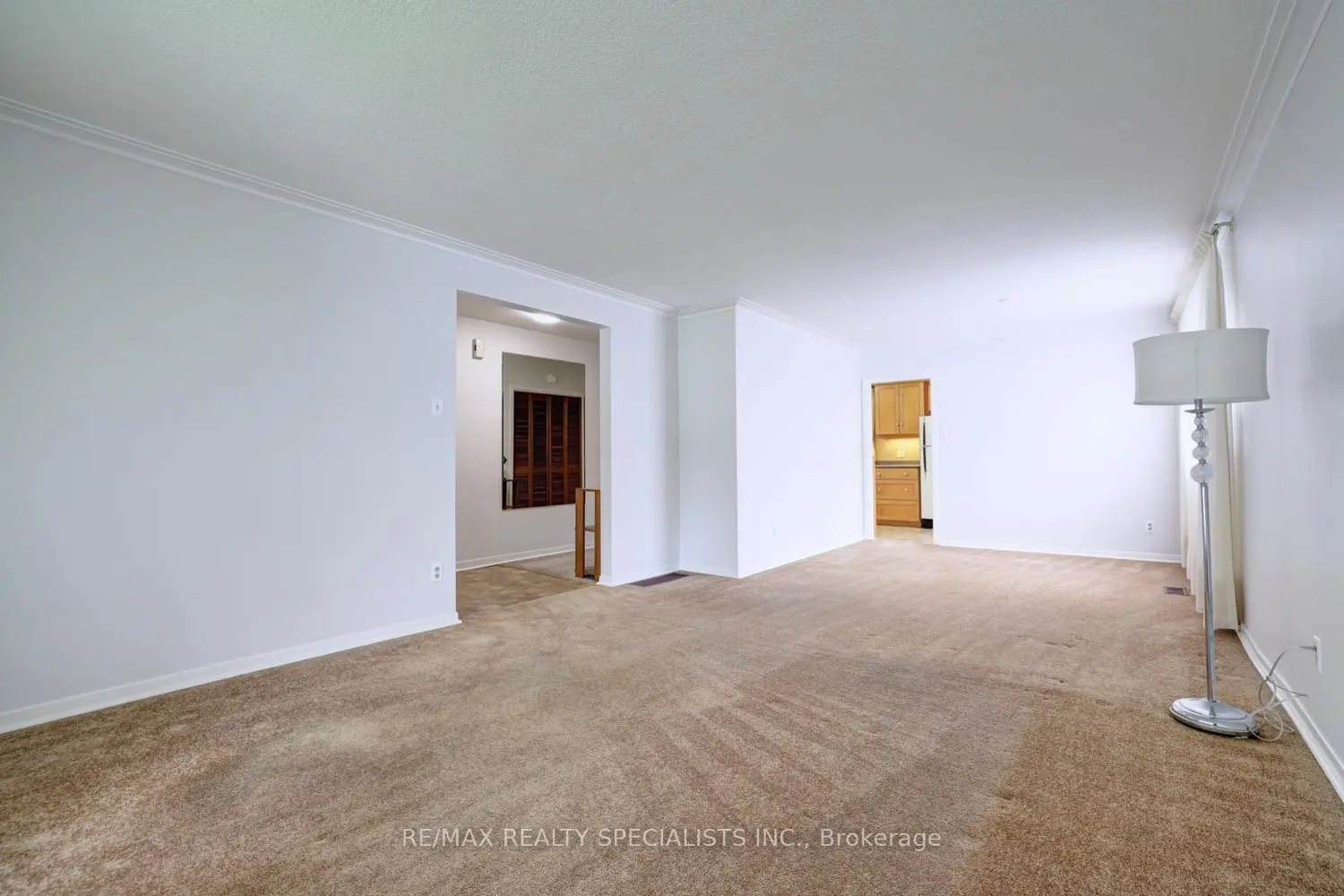 2055 Family Crescent photo 5