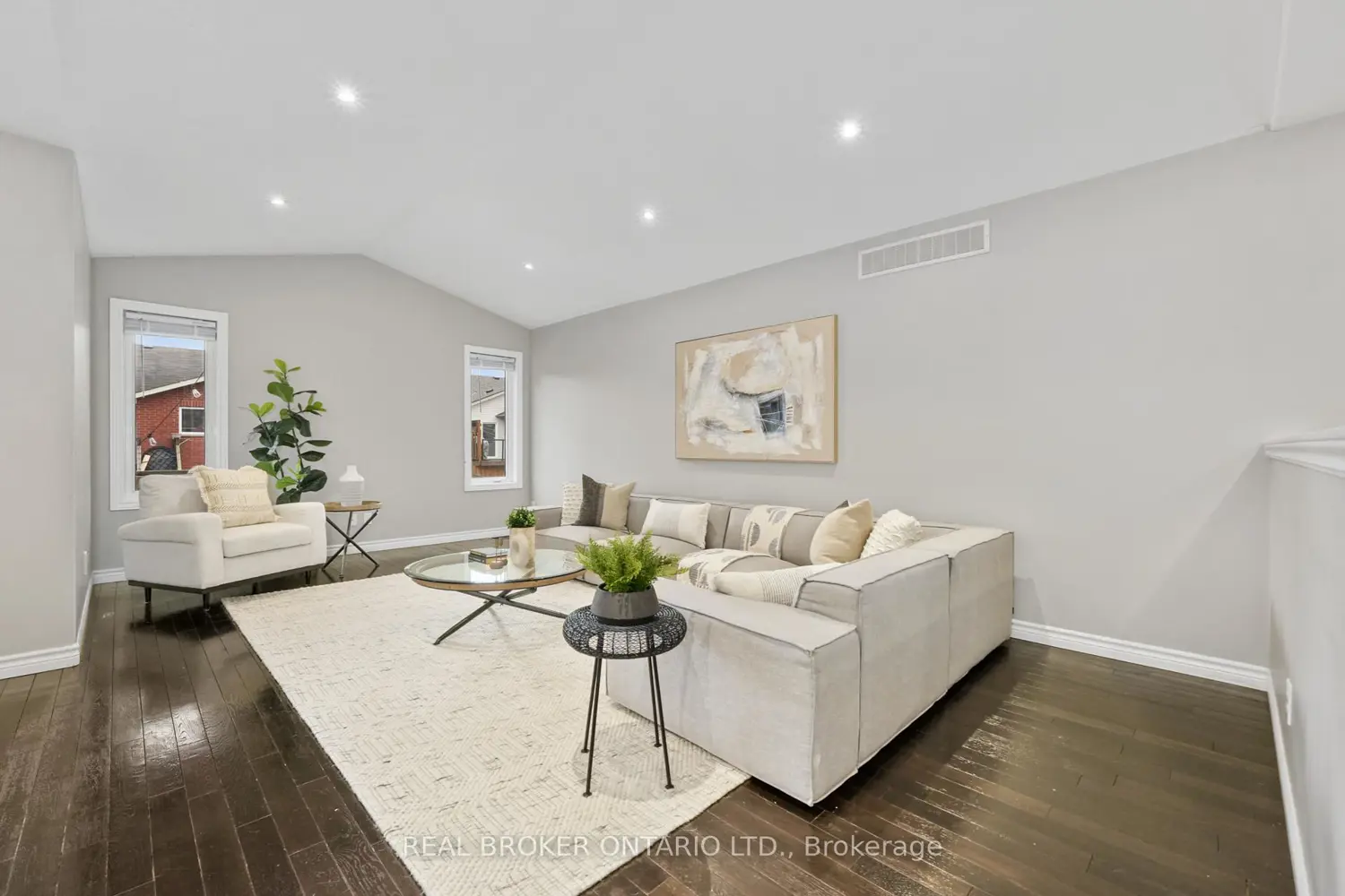Additional image 3 of 31 Fox Den Drive