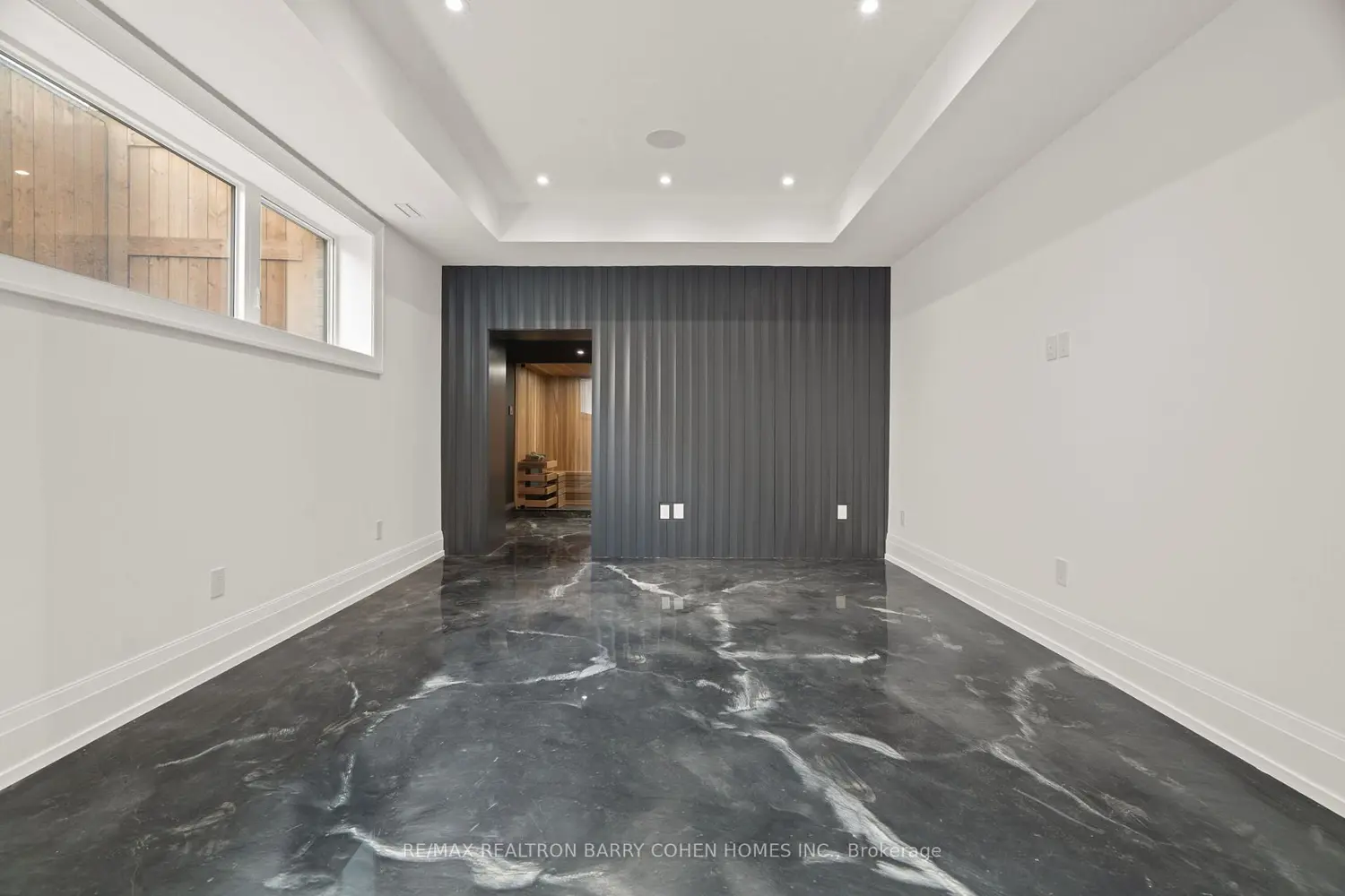Additional image 18 of 81 Upper Canada Drive