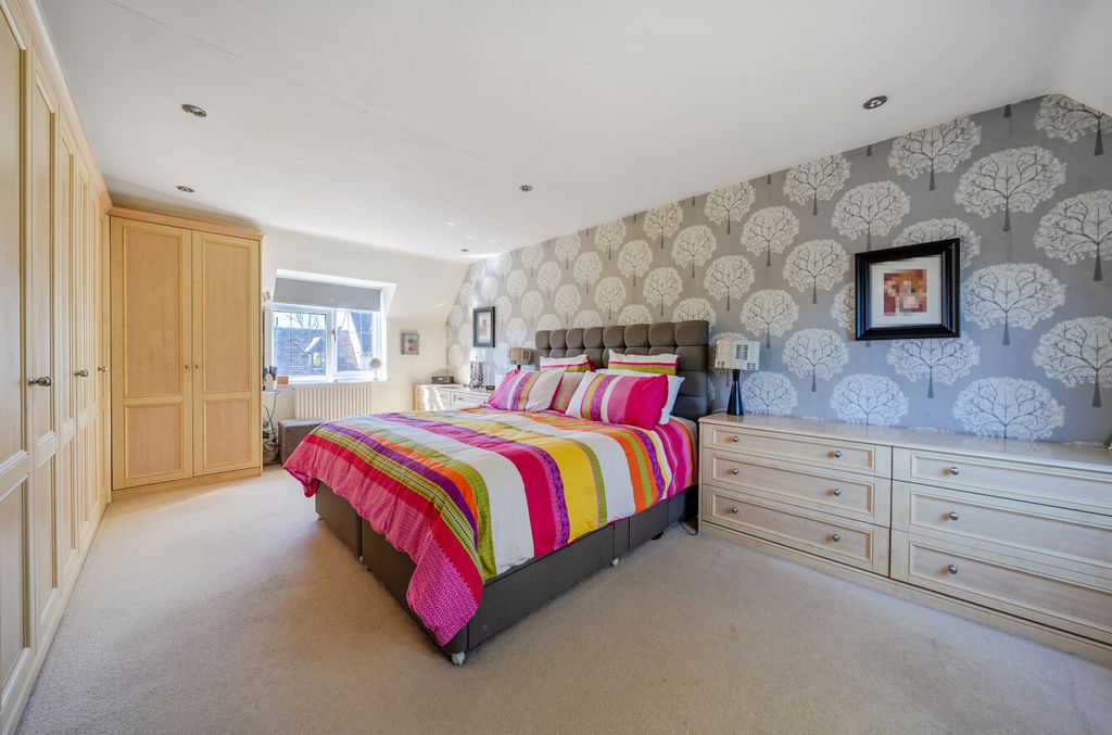 Additional image 12 of 5 bed detached house for saleKeble Lawns, Fairford, Gloucestershire GL7