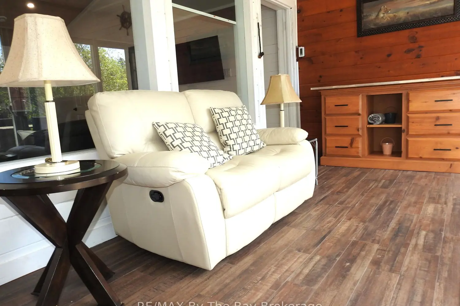 Additional image 11 of 11 Cabin Crescent