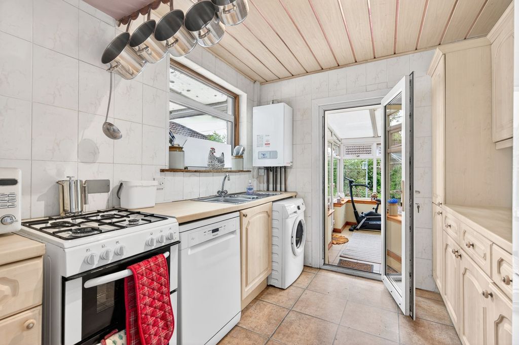 Additional image 9 of 4 bed semi-detached house for sale43 Oxgang Road, Grangemouth FK3