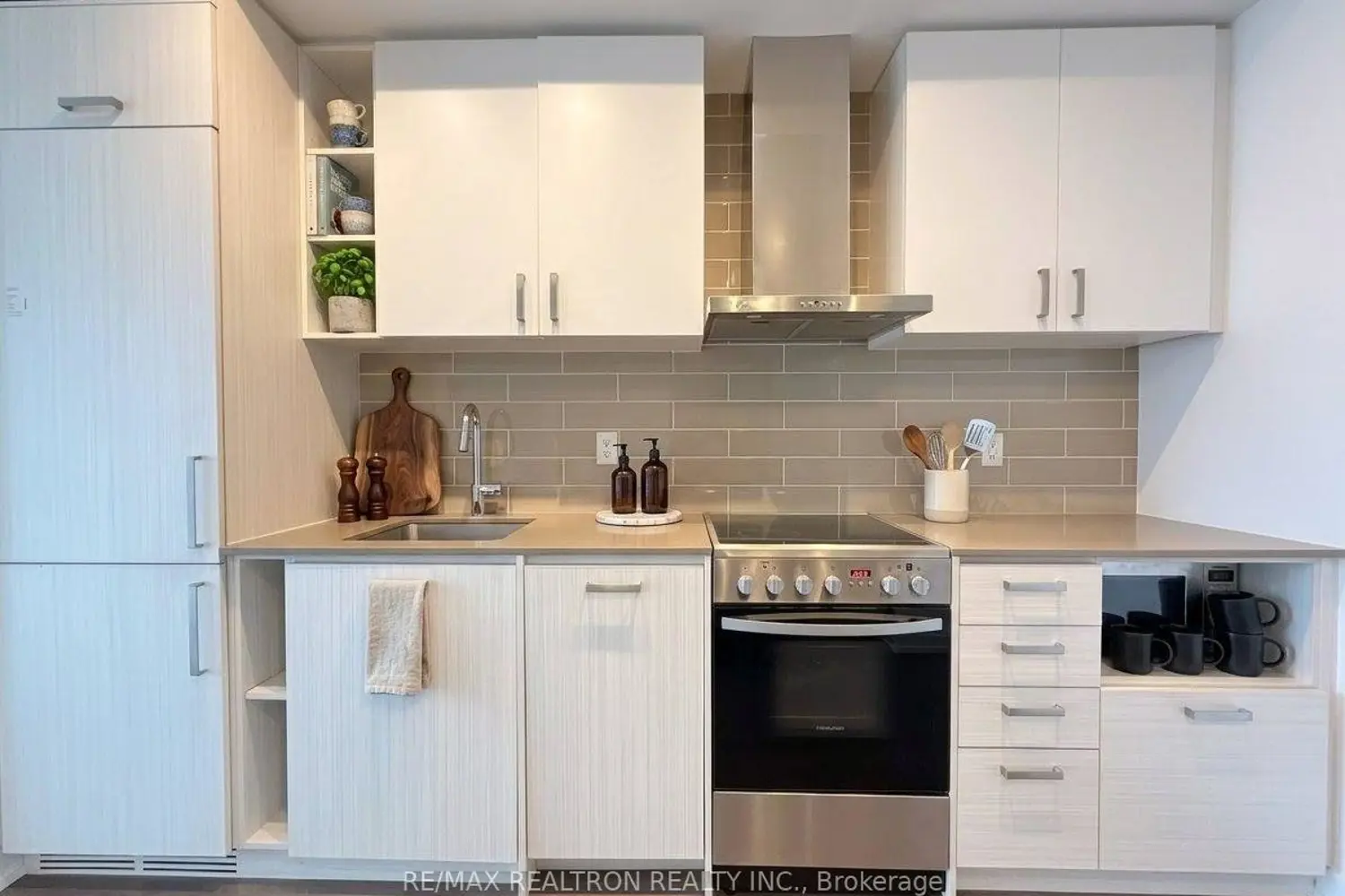Additional image 2 of 125 Redpath Avenue 3212