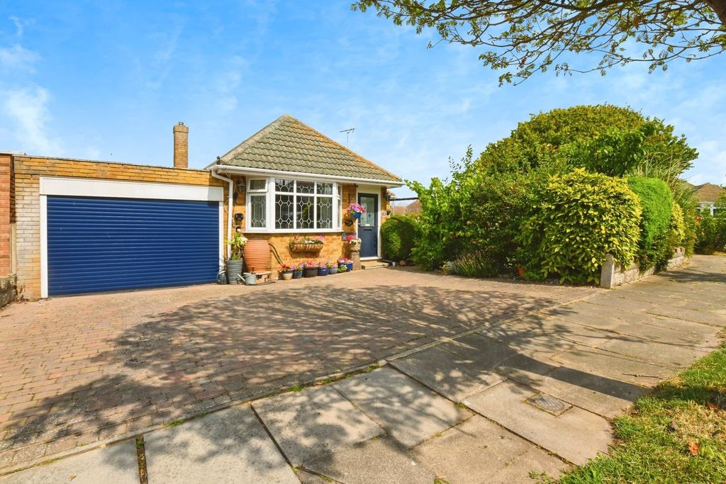 2 bed detached bungalow for saleEaston Way, Frinton-On-Sea CO13