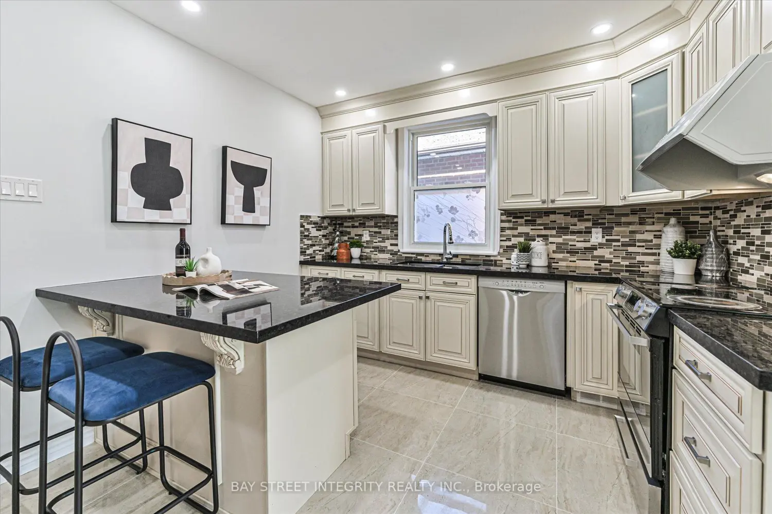 Additional image 5 of 99 Symons Street
