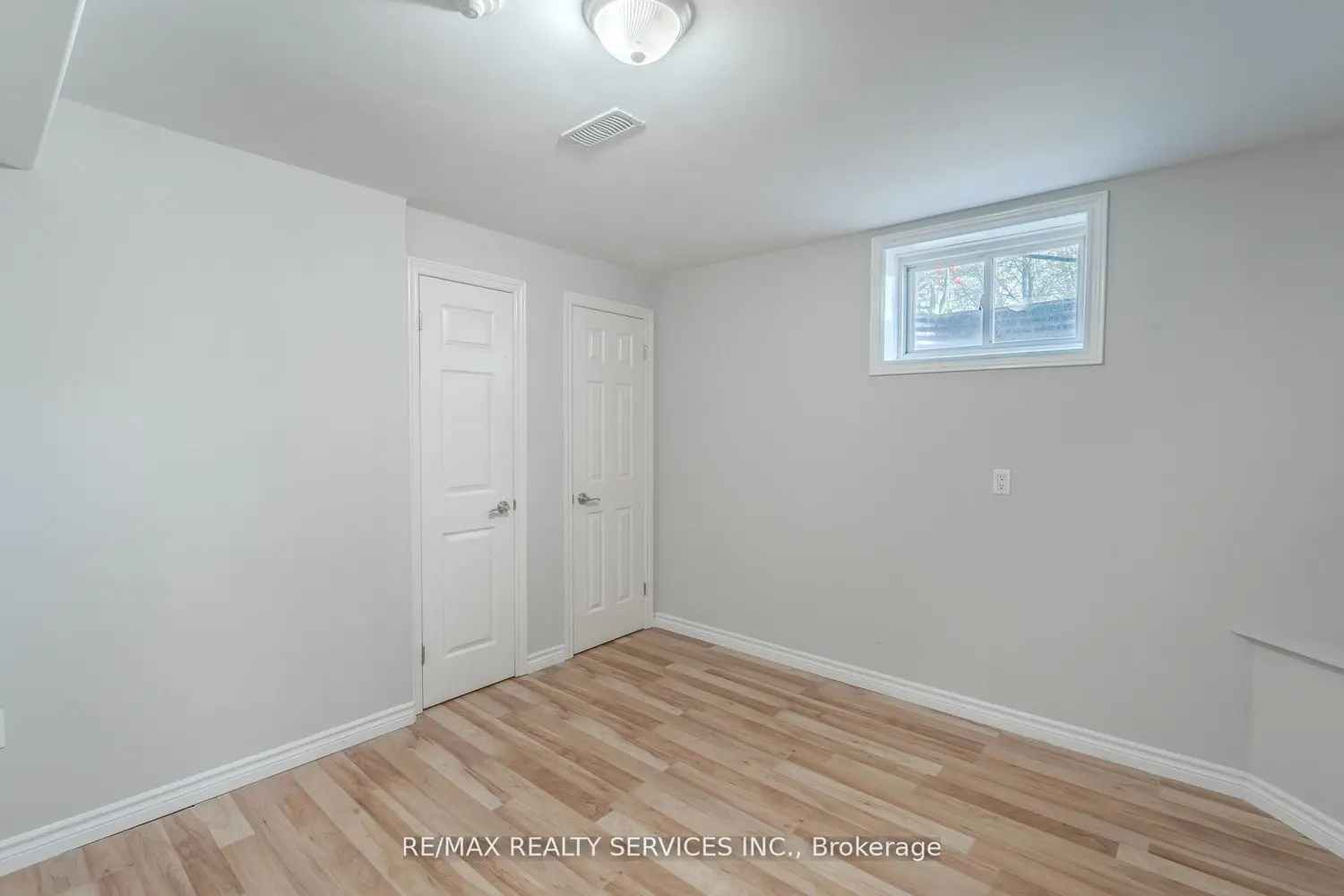Additional image 7 of 8006 Norton Street