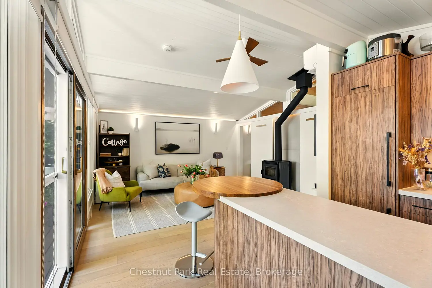 1140 Cowan Park Road 8 photo 3