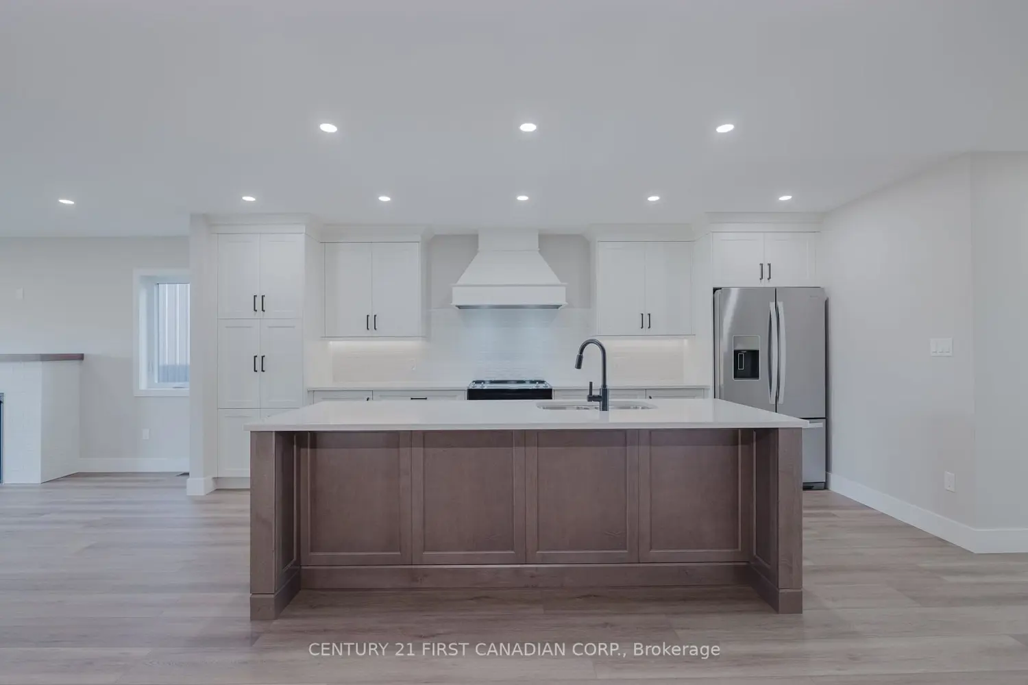 Additional image 4 of 107 Victoria Avenue