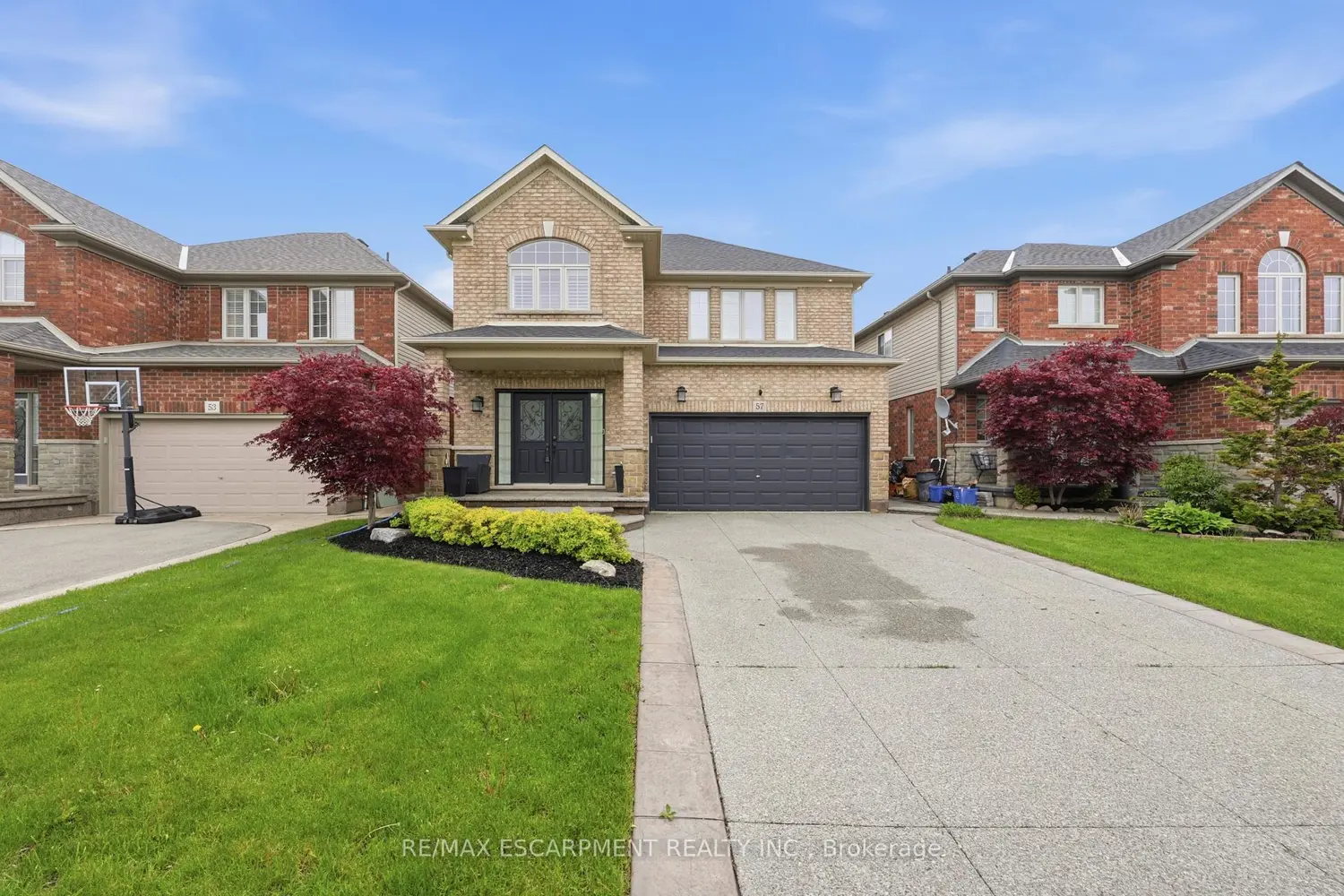 57 Tanglewood Drive photo 2