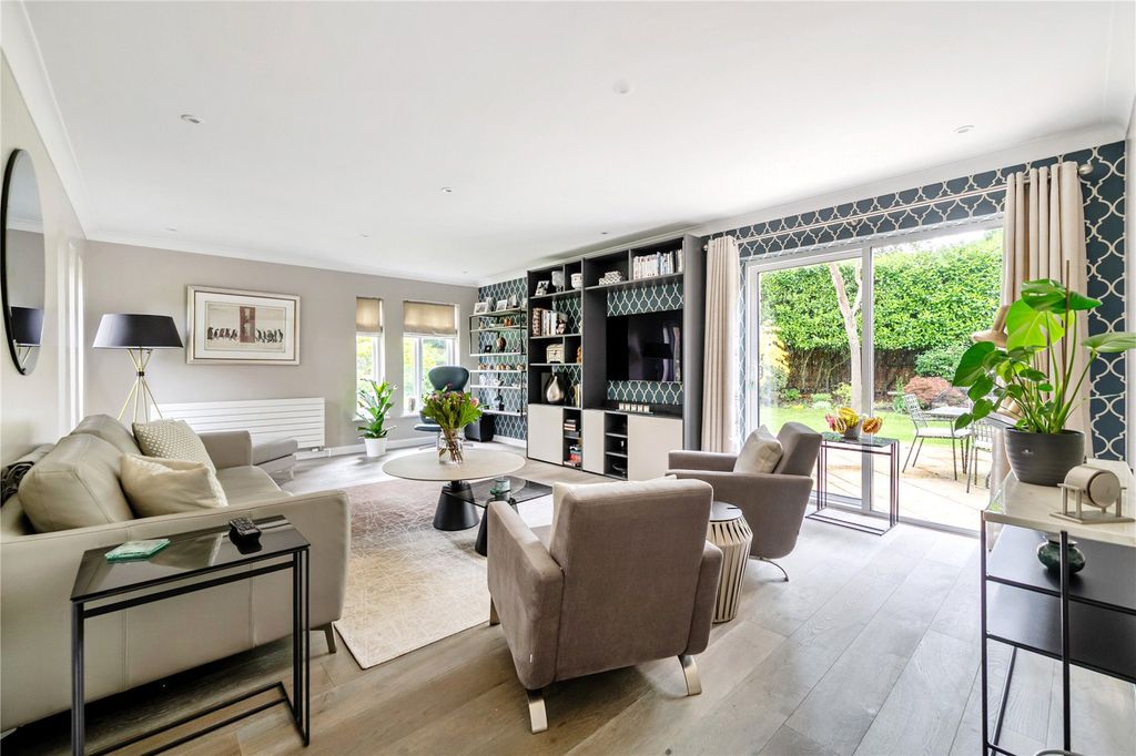 Additional image 5 of 4 bed detached house for saleLittleworth Lane, Esher KT10