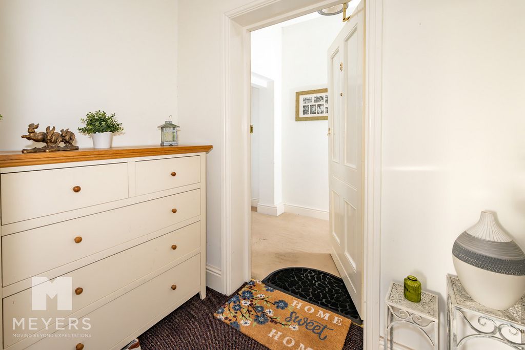 Additional image 6 of 1 bed flat for saleBartons Road, Fordingbridge SP6