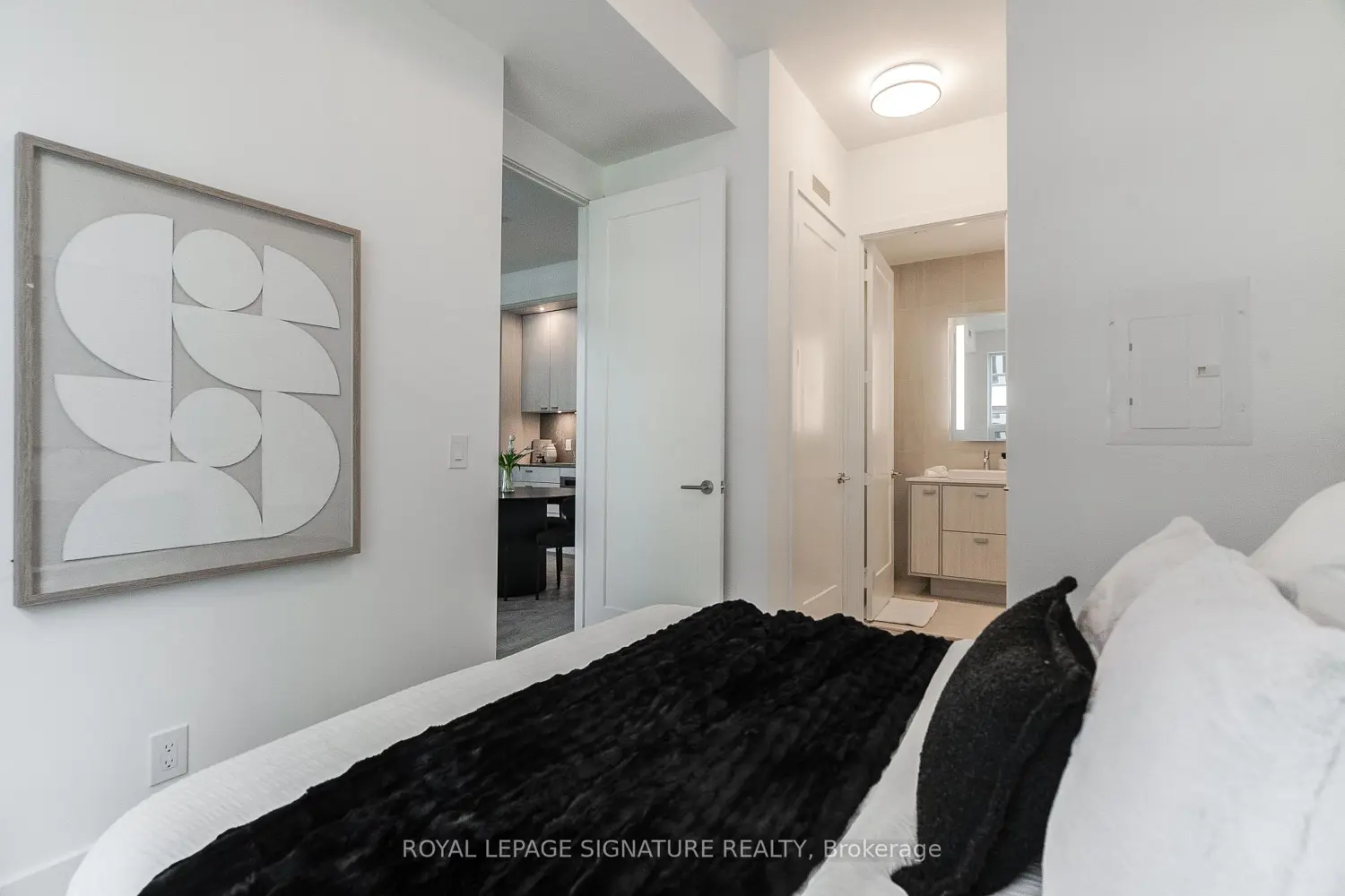 Additional image 11 of 115 Denison Avenue 501