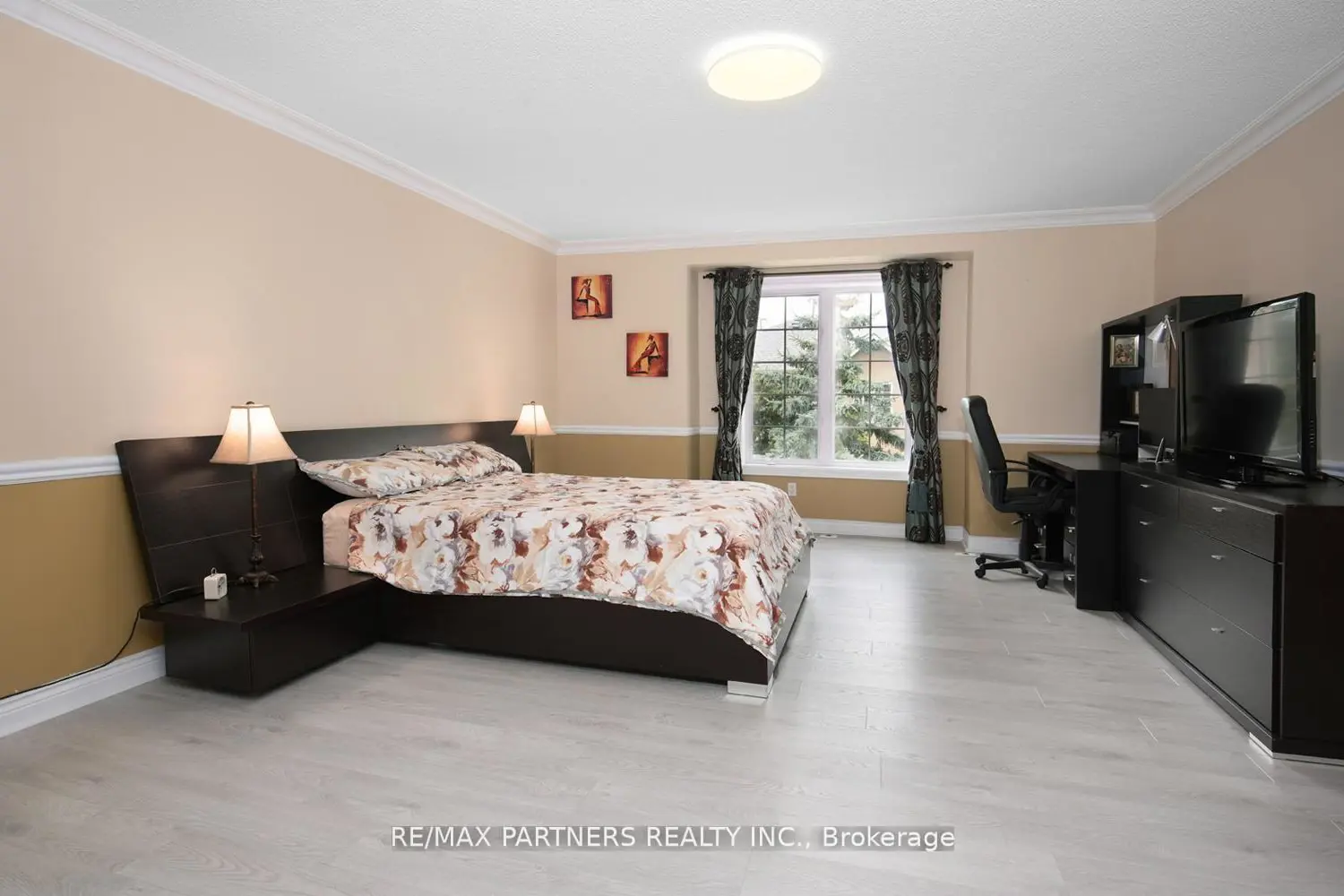 Additional image 8 of 23 St Moritz Way 11