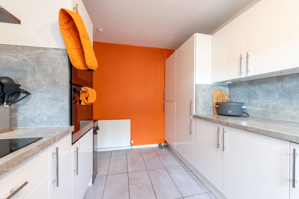 Additional image 6 of 4 bed terraced house for saleDundas Street, Grangemouth FK3